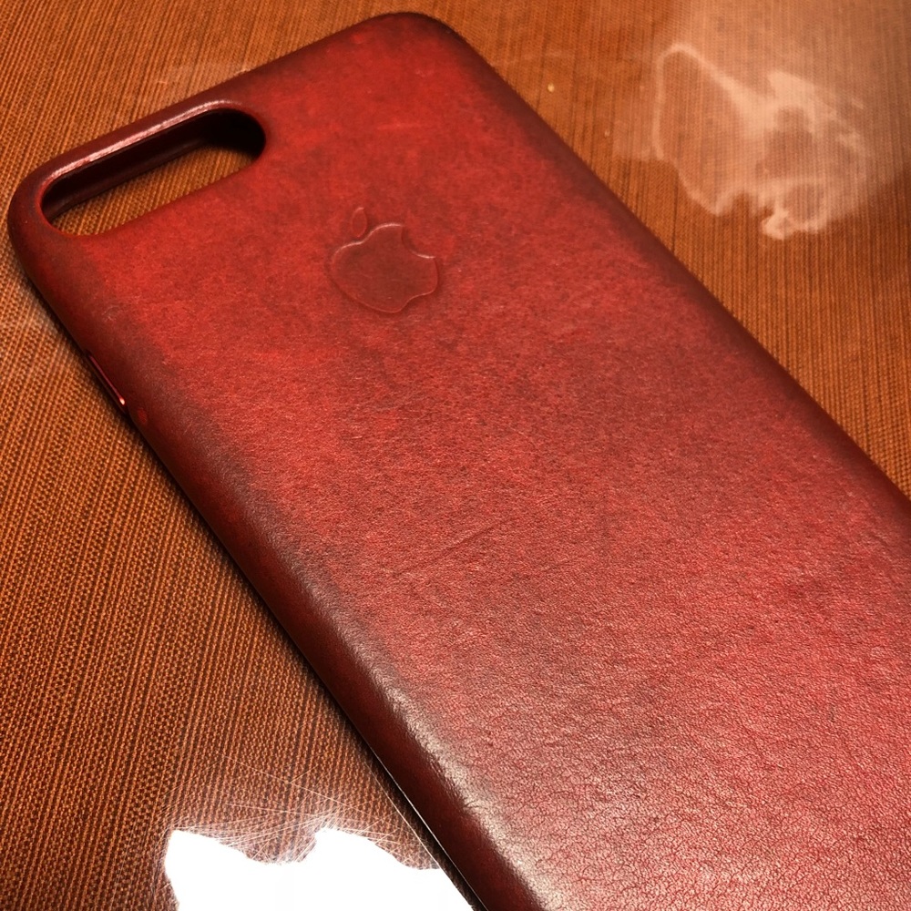 iPhone 7 Plus Leather Apple Case